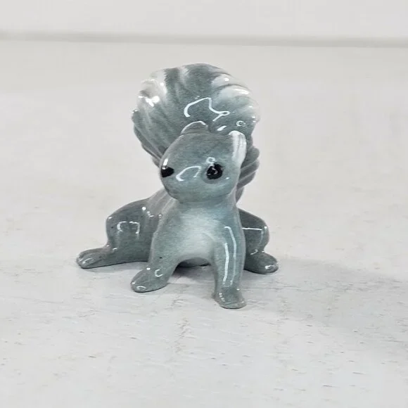 Hagen Renaker Grey Squirrel Mama Miniature Figurine Vintage - Picture 4 of 8